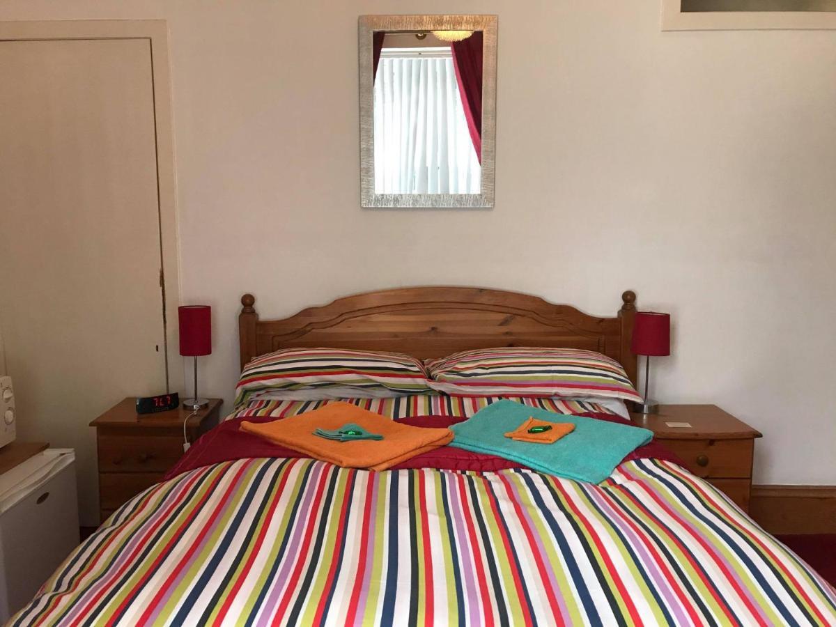 Broomlea Guest House Dyce Zewnętrze zdjęcie