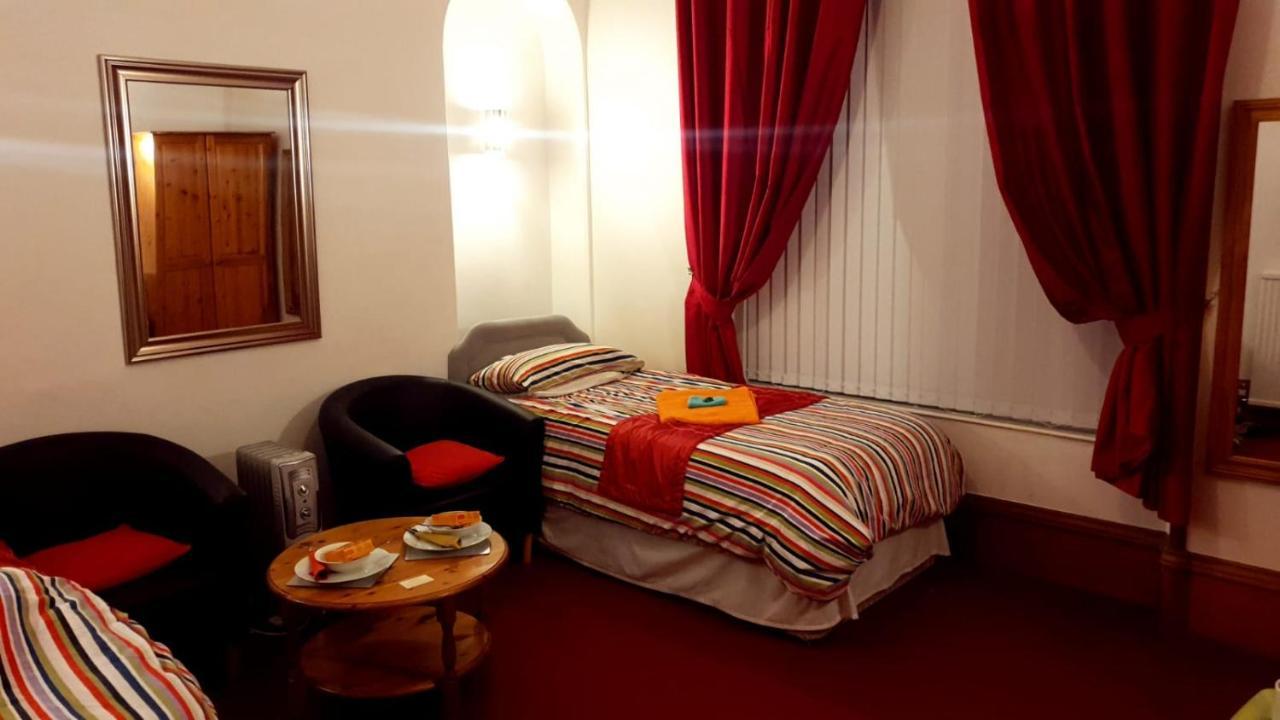 Broomlea Guest House Dyce Zewnętrze zdjęcie