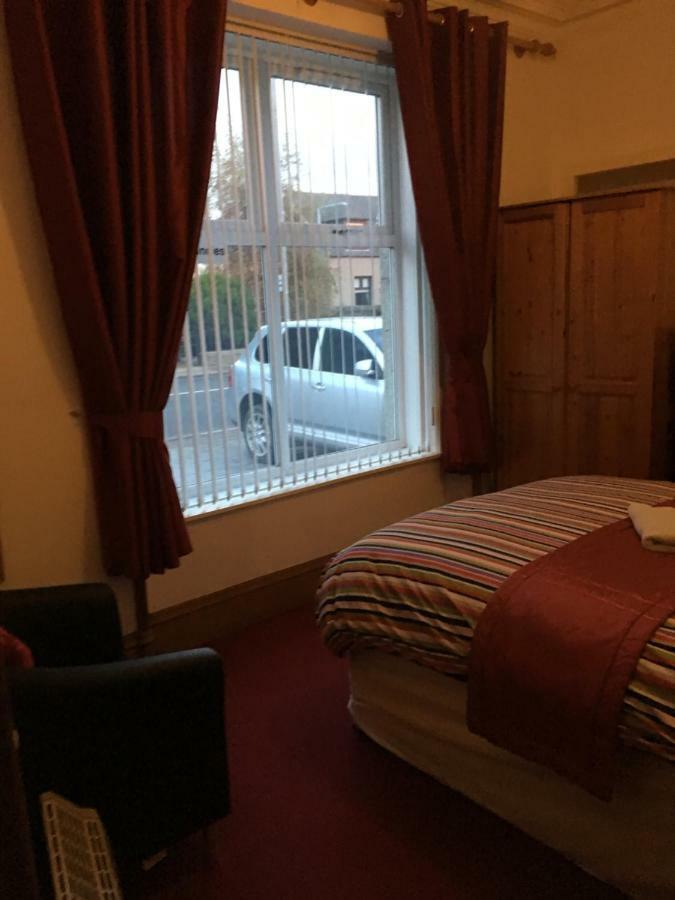Broomlea Guest House Dyce Zewnętrze zdjęcie